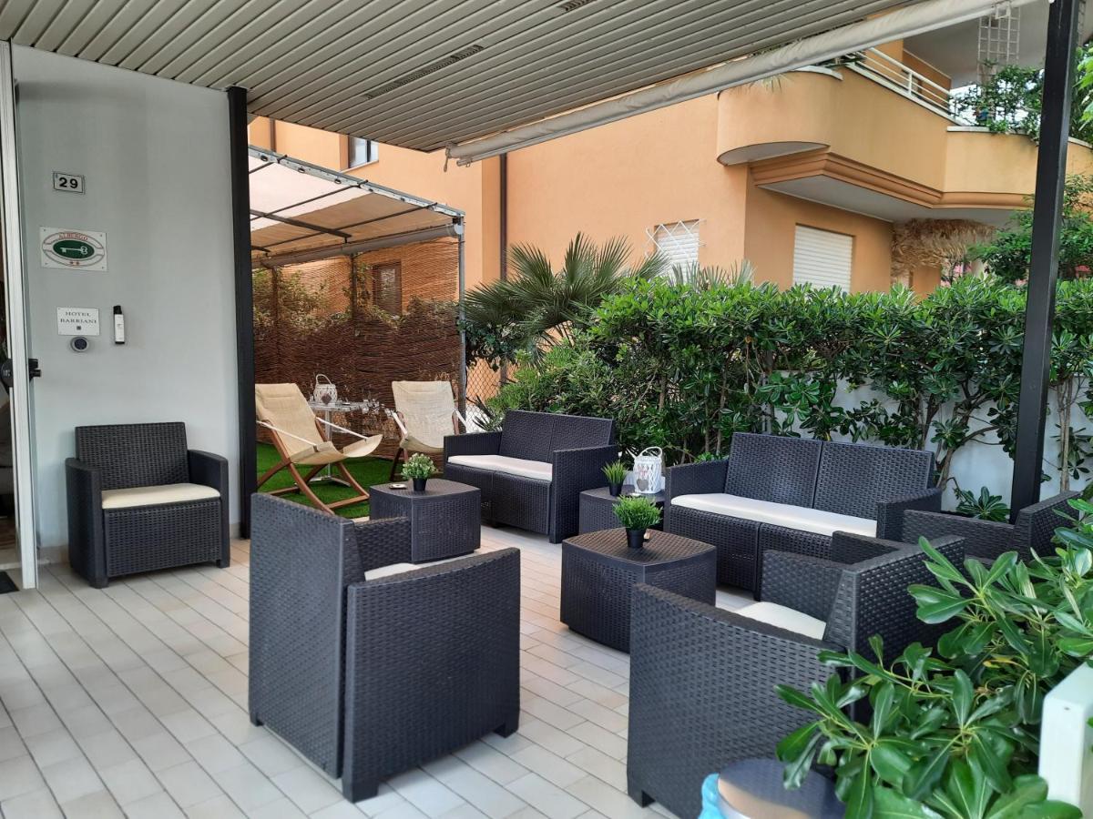 Hotel Barbiani Riccione Exterior photo