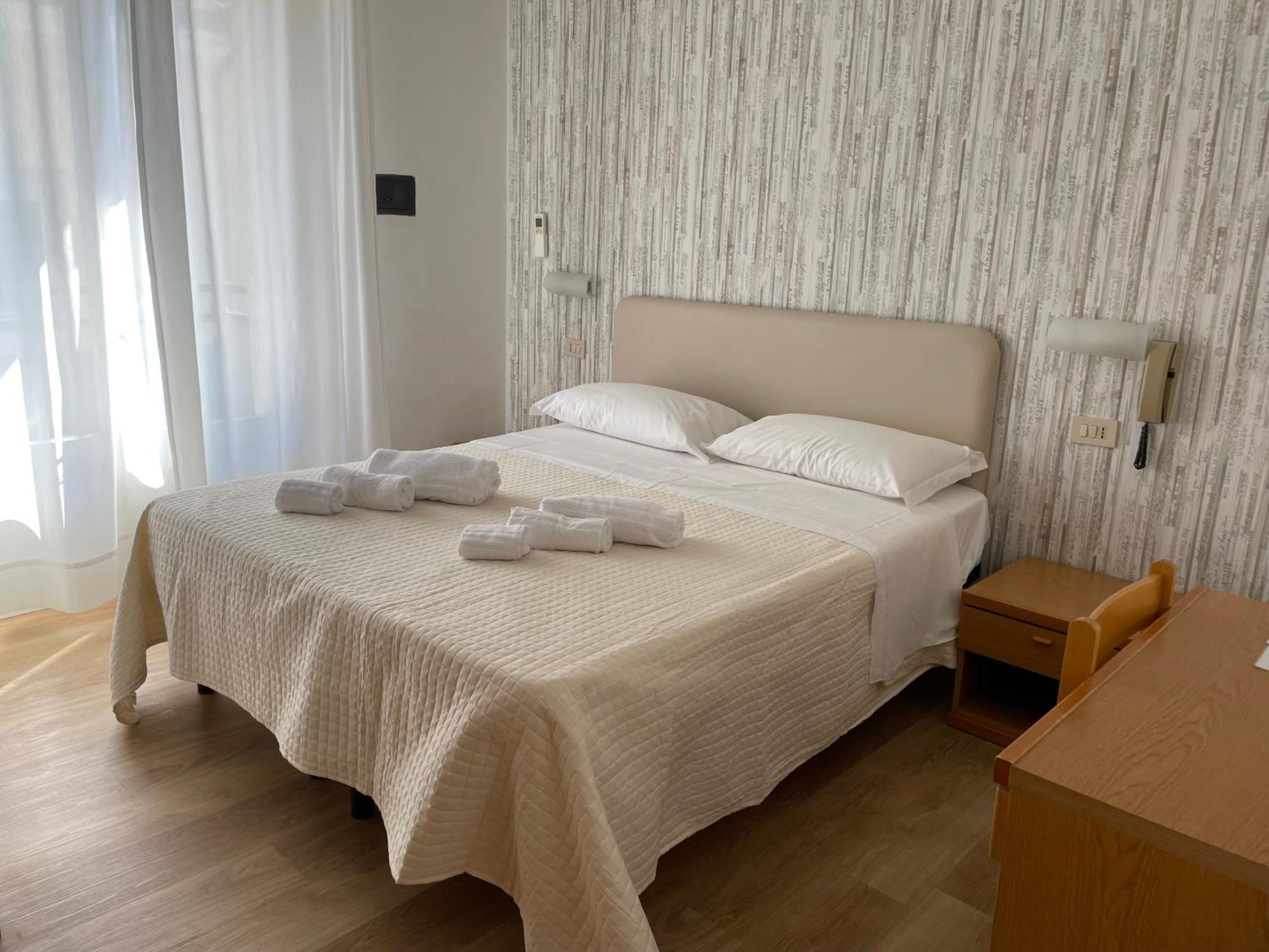 Hotel Barbiani Riccione Exterior photo