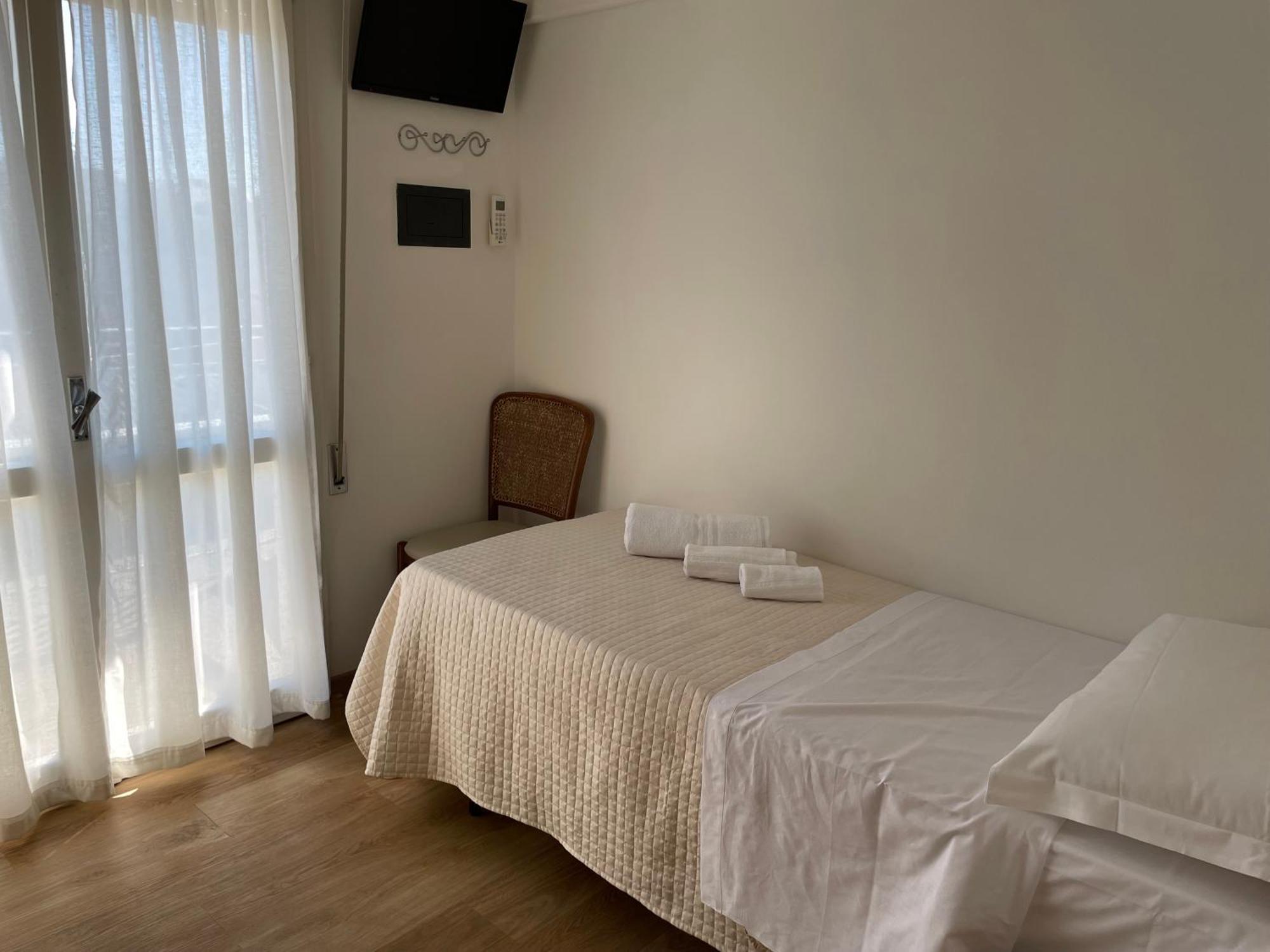 Hotel Barbiani Riccione Exterior photo